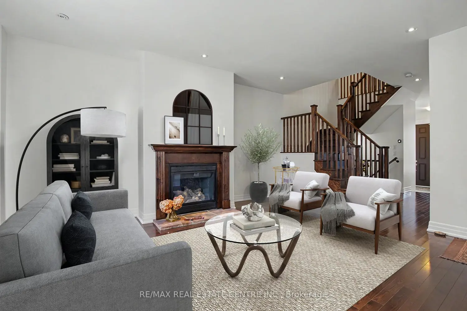 72 Scott Boulevard photo 4