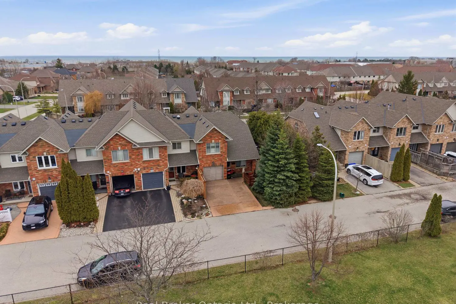 189 Livingston Avenue photo 3