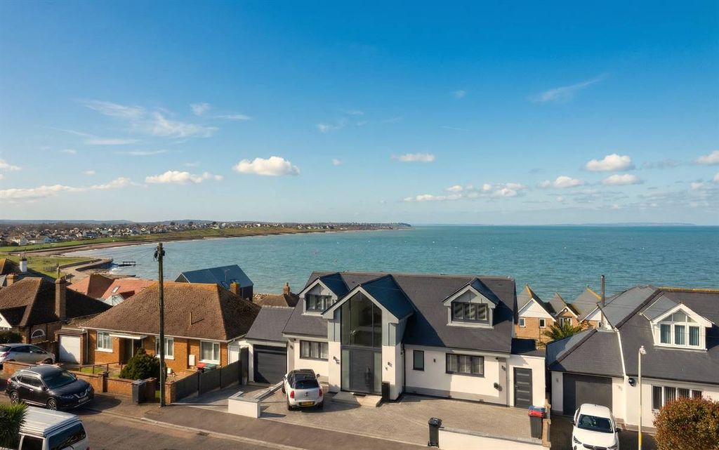 Additional image 2 of 5 bed detached house for saleHarcourt Drive, Herne Bay CT6