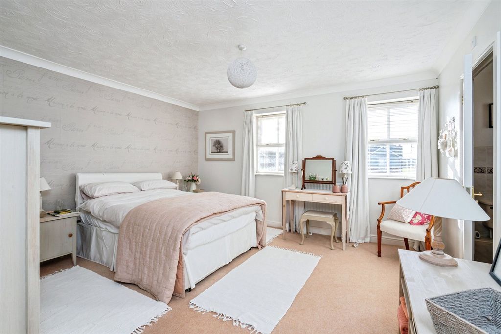 Additional image 9 of 5 bed detached house for saleSpinnaker Grange, Hayling Island, Hampshire PO11