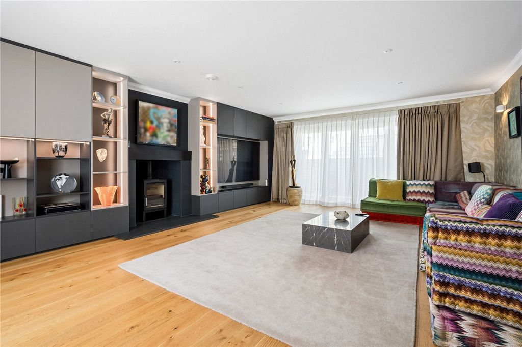 Additional image 6 of 5 bed detached house for saleLambridge Wood Road, Henley-On-Thames, Oxfordshire RG9