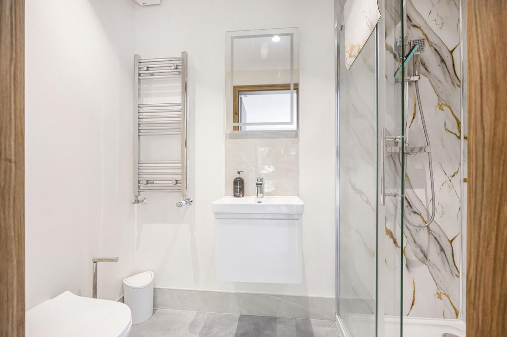 Additional image 24 of 5 bed detached house for saleMakins Road, Henley-On-Thames RG9