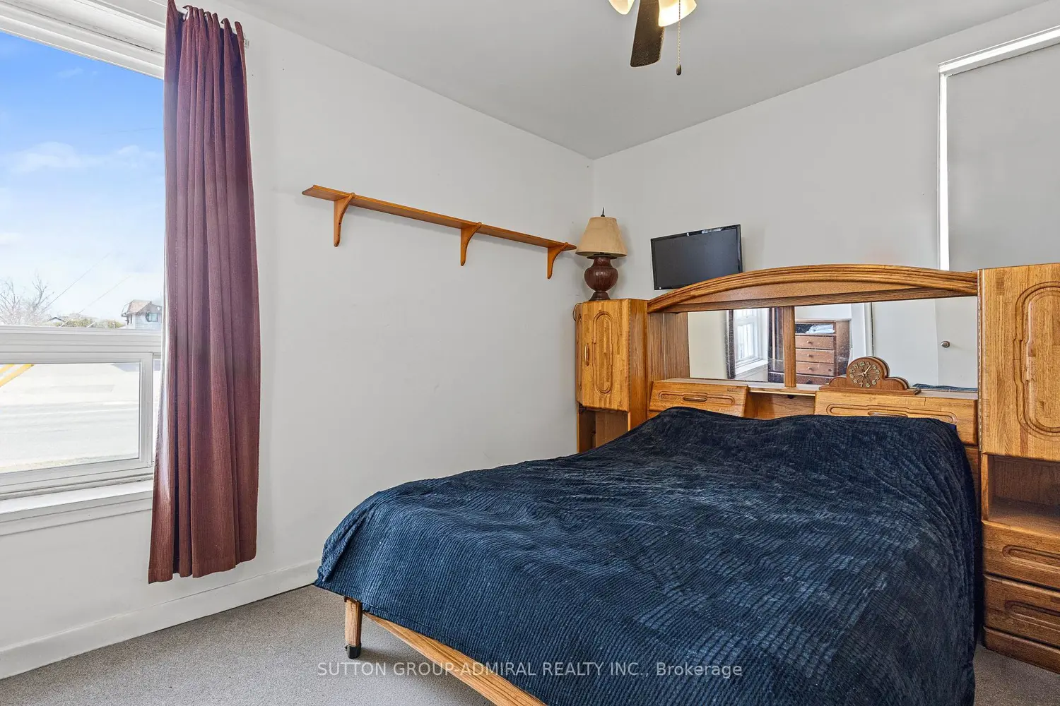 6745 Main Street photo 4