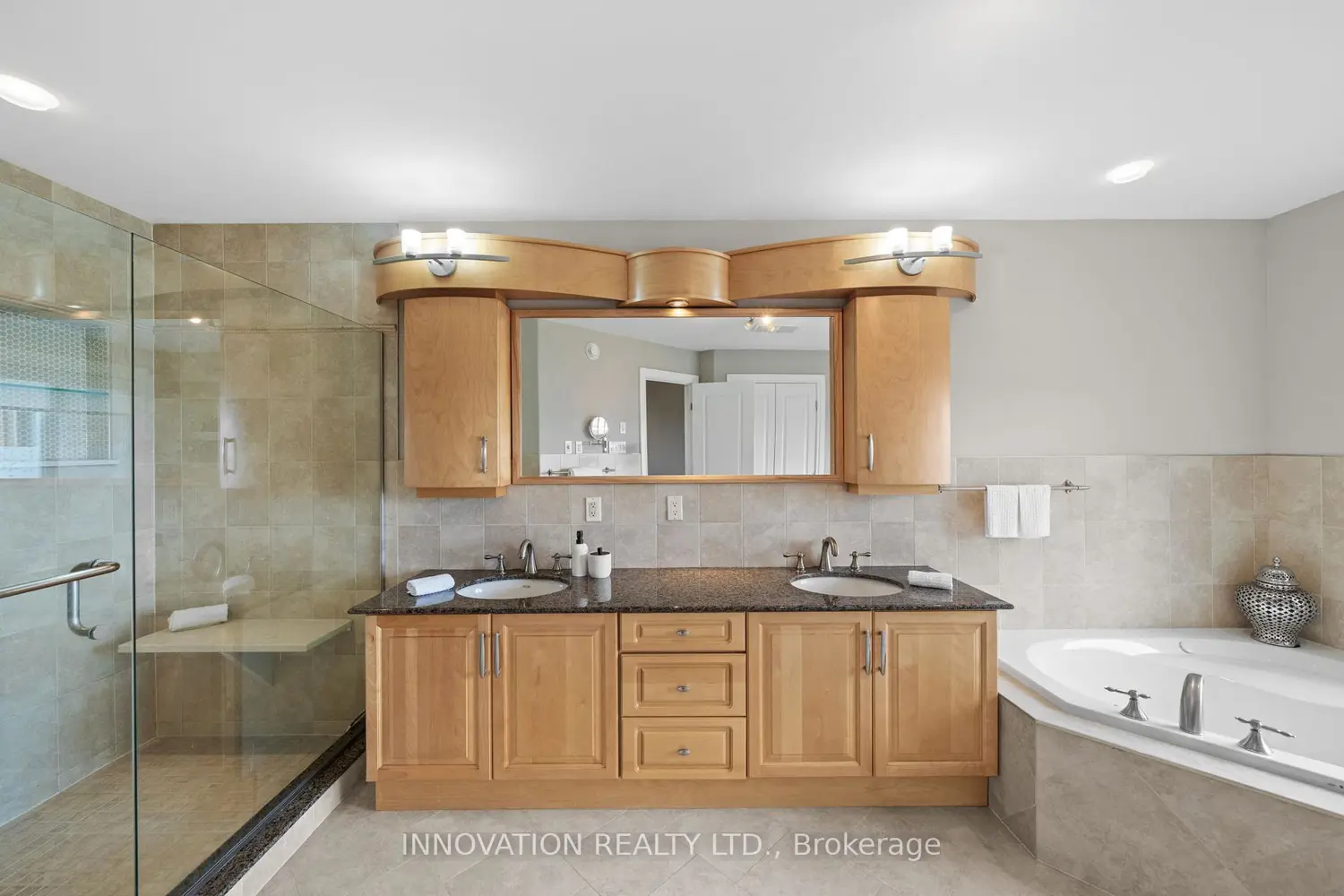 6635 Old Forest Drive photo 4