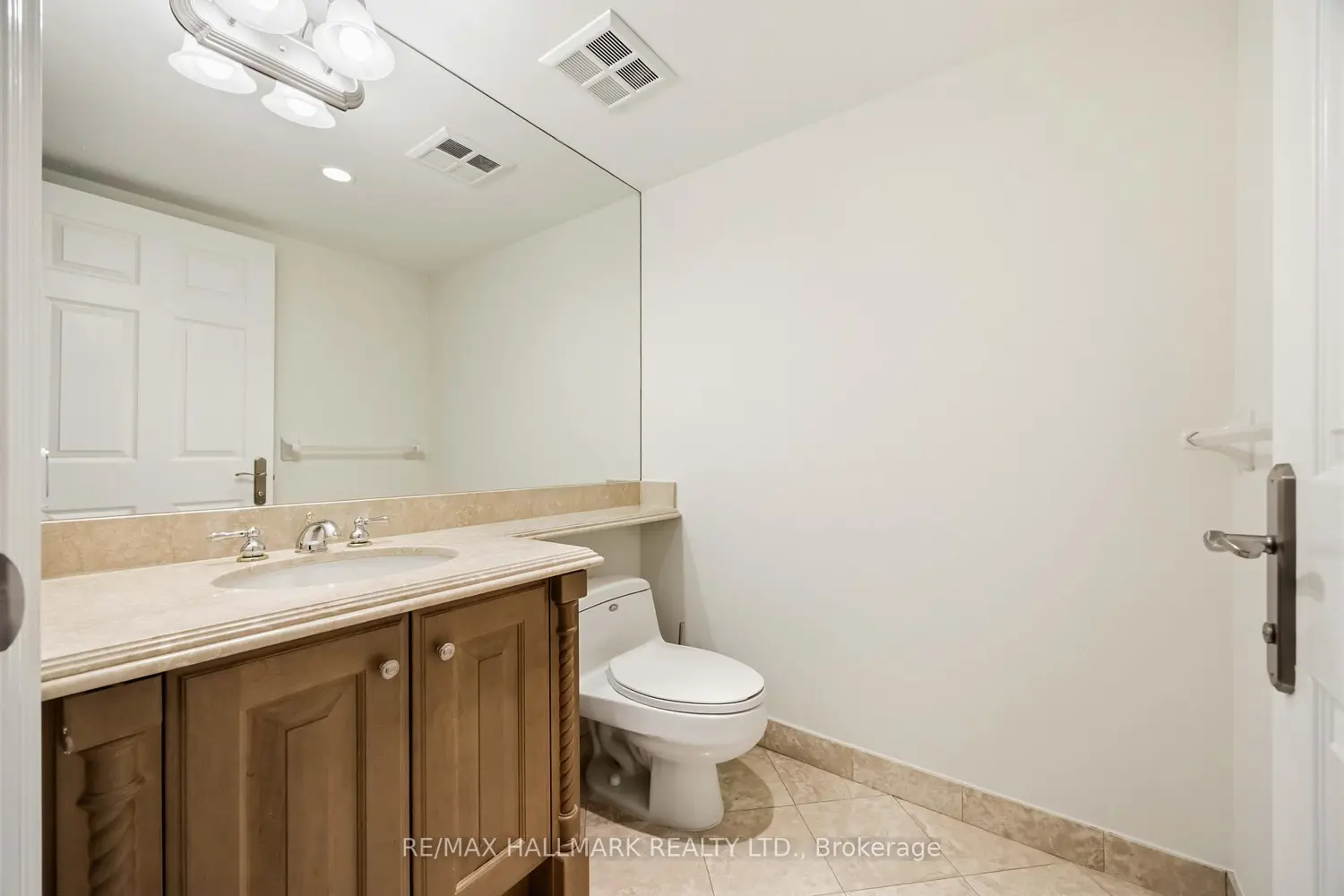 Additional image 8 of 80 Harrison Garden Boulevard 1821