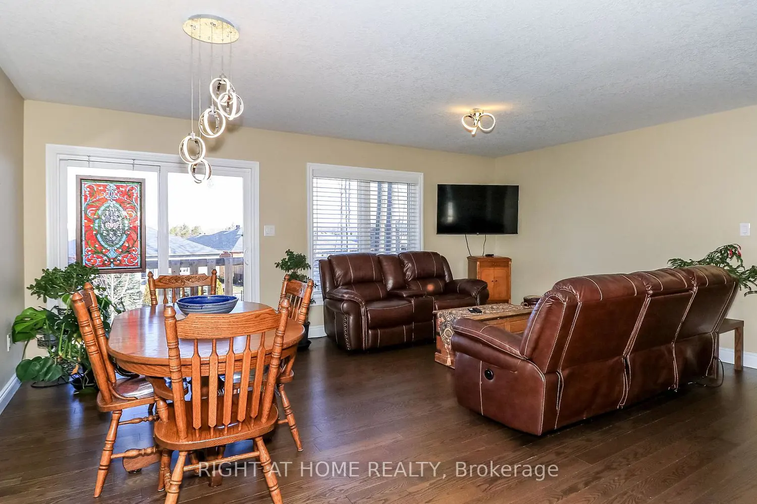 28 Hunter Avenue photo 5