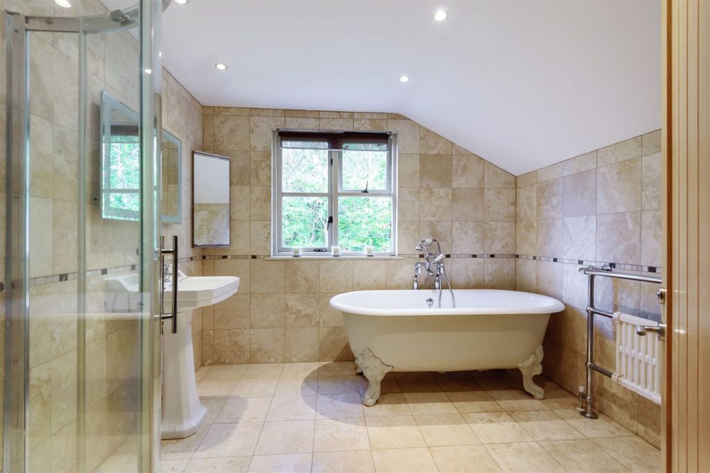 Additional image 22 of 5 bed detached house for saleWimlands Lane, Faygate RH12