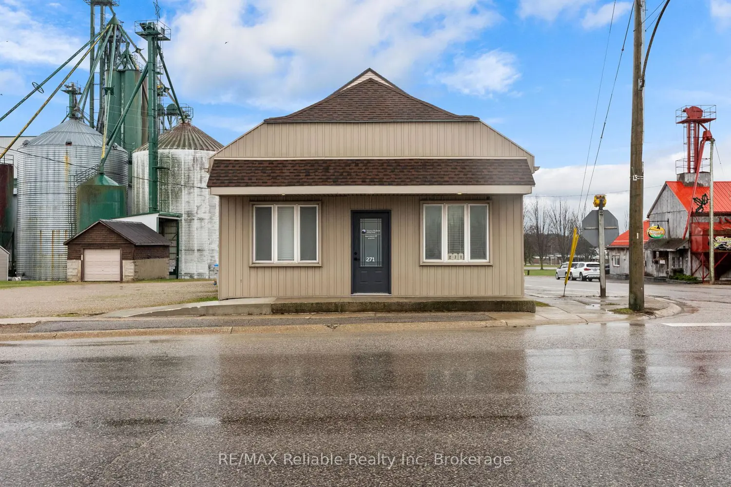 271 Main Street