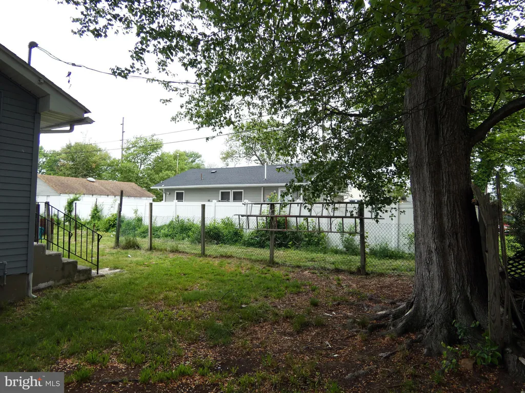 256 H Street, Carneys Point, NJ 08069