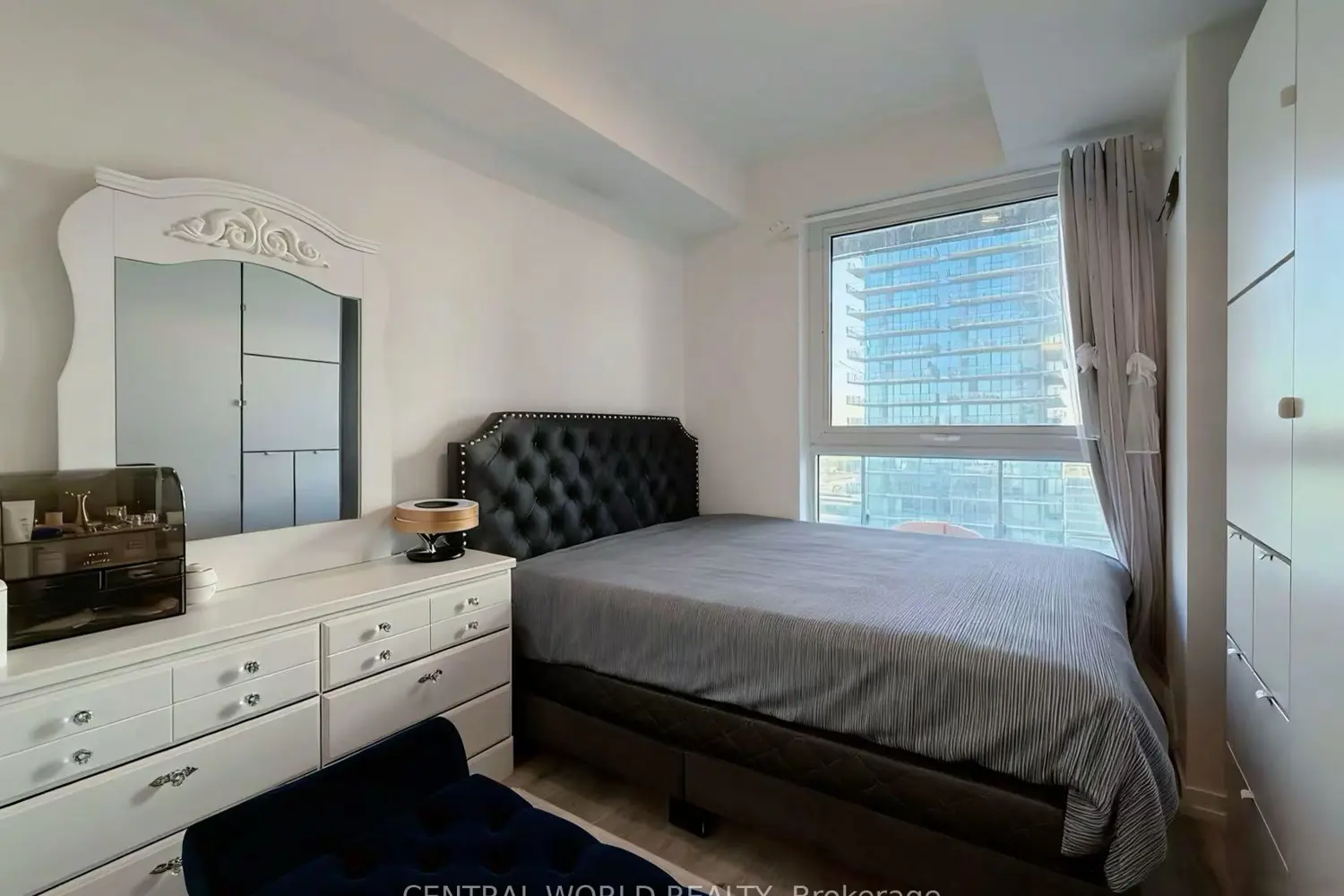 7890 Jane Street 1503 photo 4