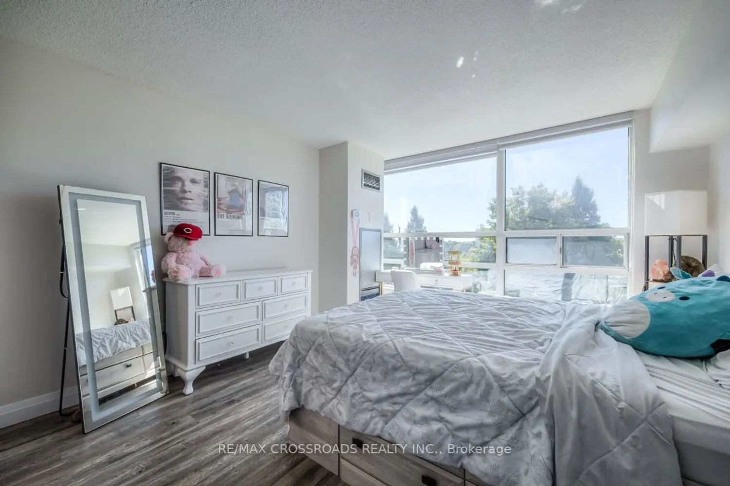 Additional image 11 of 7825 Bayview Avenue 304