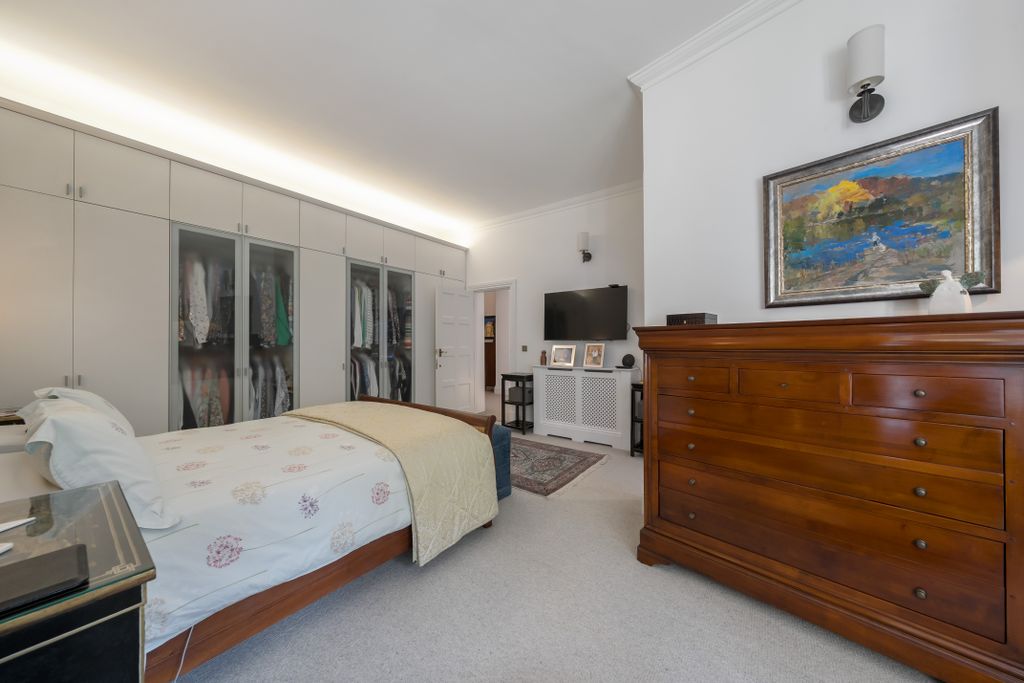 Additional image 10 of 3 bed flat for saleGoldings, Hertford SG14