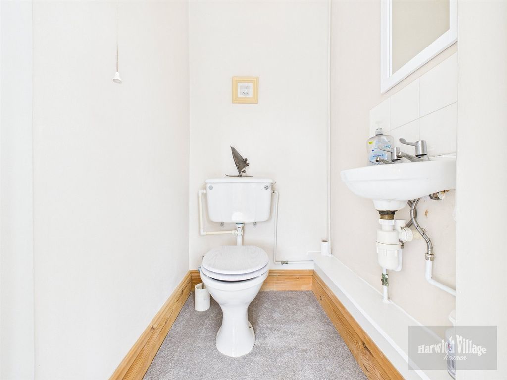 Additional image 9 of 4 bed detached house for saleSt. Georges Avenue, Harwich, Essex CO12