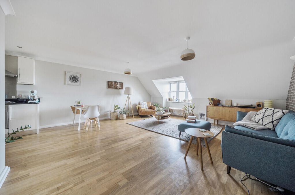 Additional image 8 of 2 bed flat for saleRidgeway Cliff, Herne Bay CT6