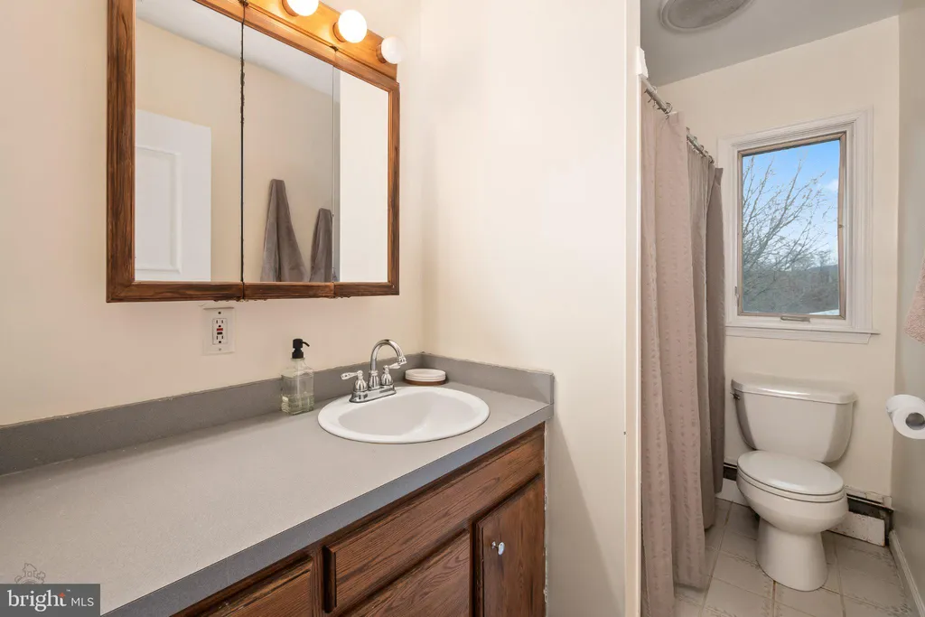 Additional image 16 of 1124 Furnace Street, Hellertown, PA 18055