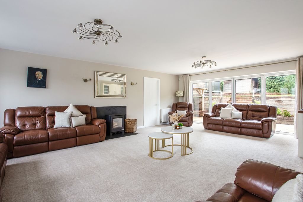 Additional image 2 of 5 bed detached house for saleHigh Road, Waterford, Hertford SG14