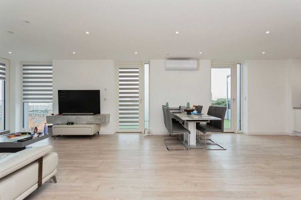 Additional image 13 of 3 bed flat for salePerceval Square, Harrow HA1