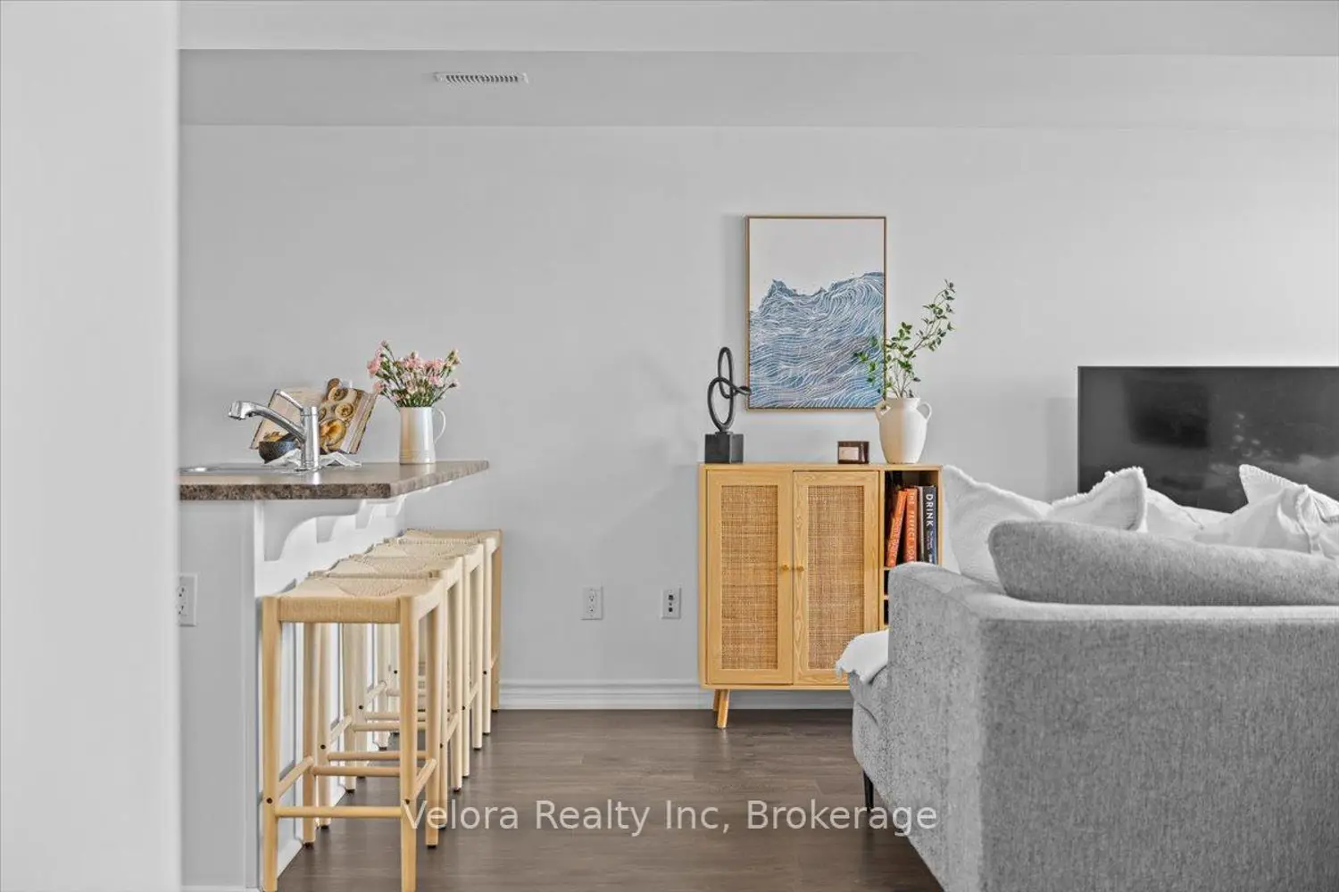 Additional image 8 of 78 Lyrid Private