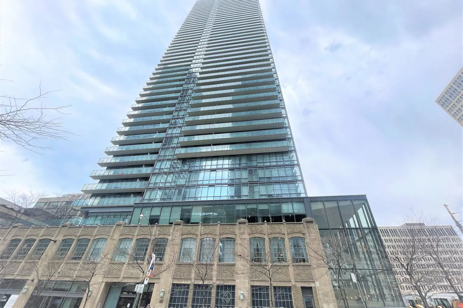 832 Bay Street 608