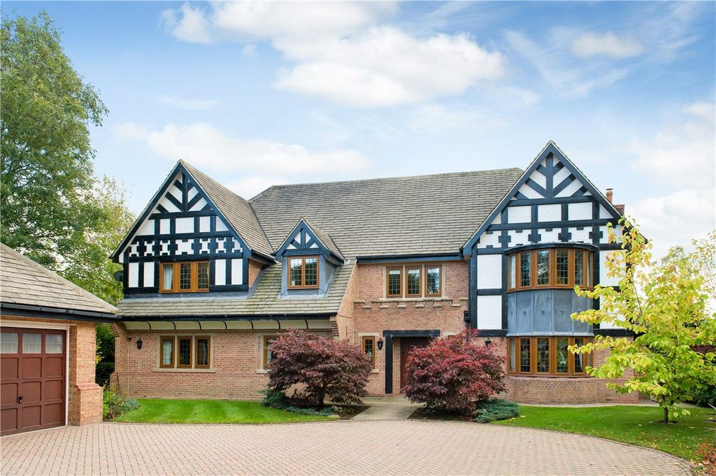 5 bed detached house for saleFulwith Mill Lane, Harrogate, North Yorkshire HG2
