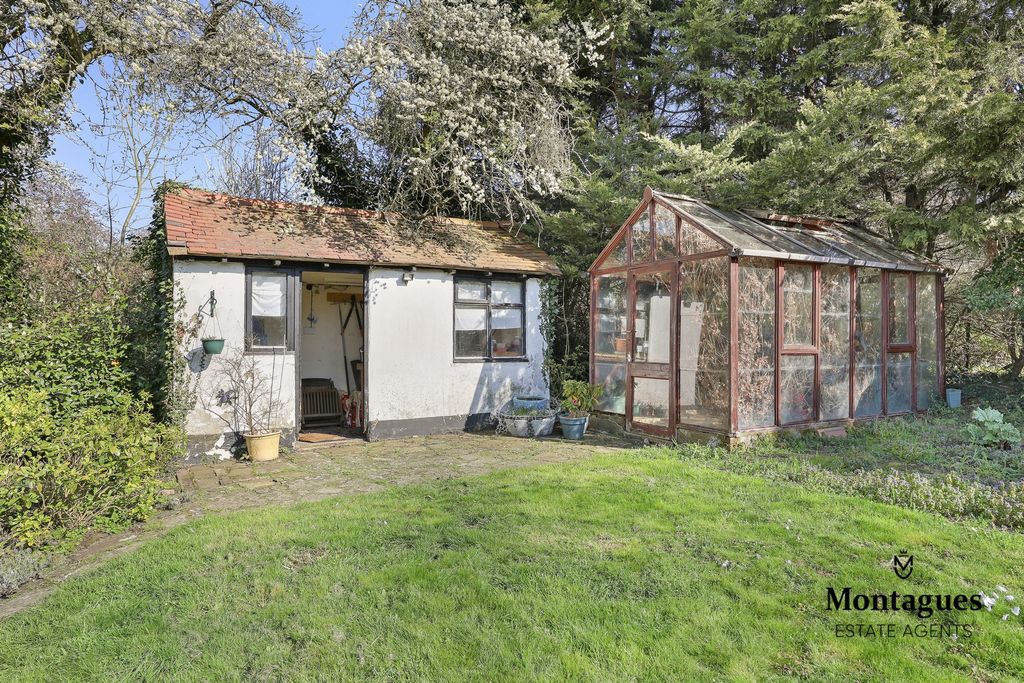 Additional image 31 of 3 bed detached house for saleParndon Wood Road, Harlow CM19