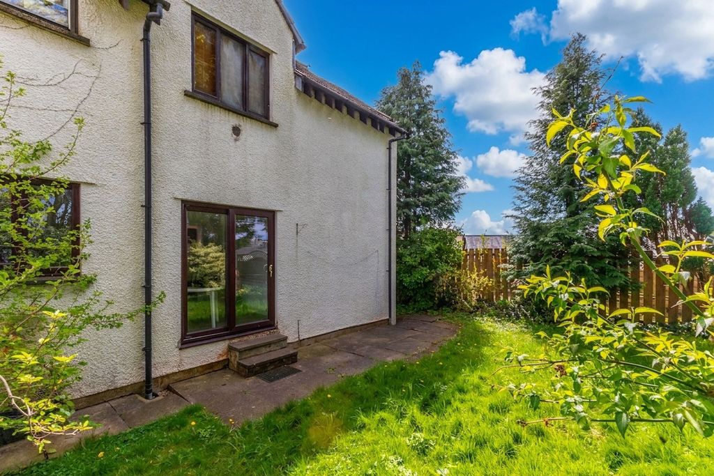 Additional image 20 of 2 bed flat for sale17 Howe Gardens, Kendal LA9