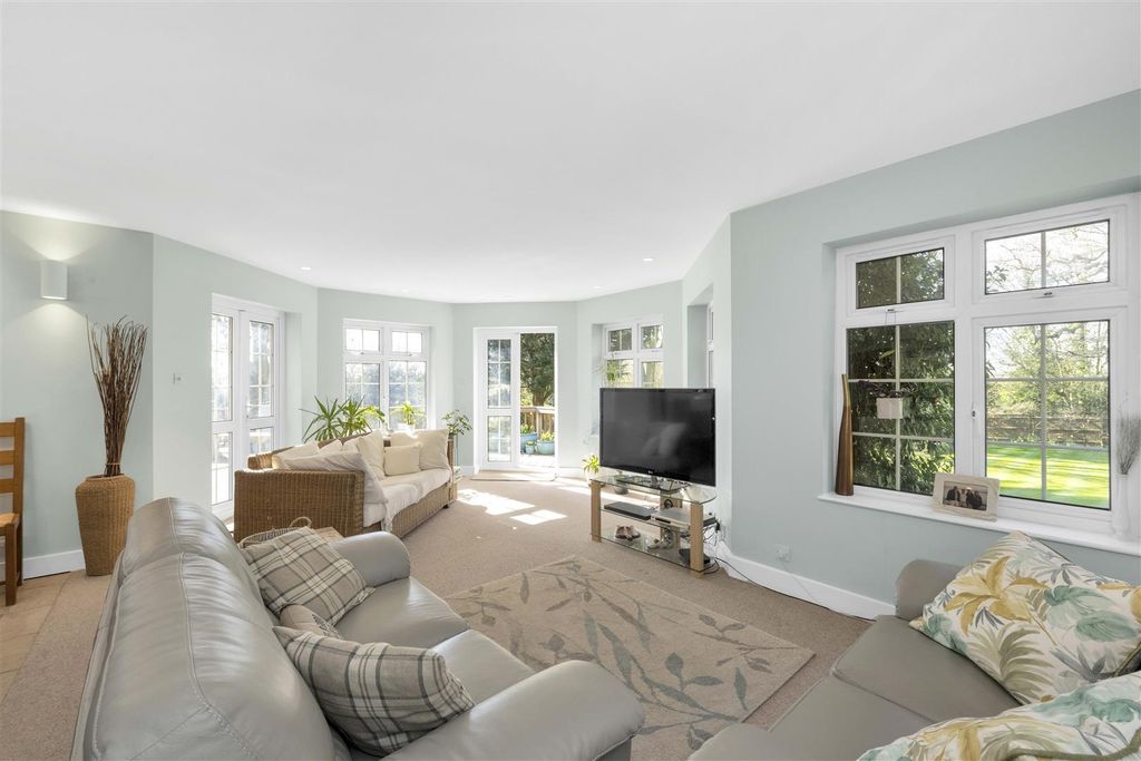 Additional image 5 of 5 bed detached house for saleSauncey Wood, Harpenden AL5