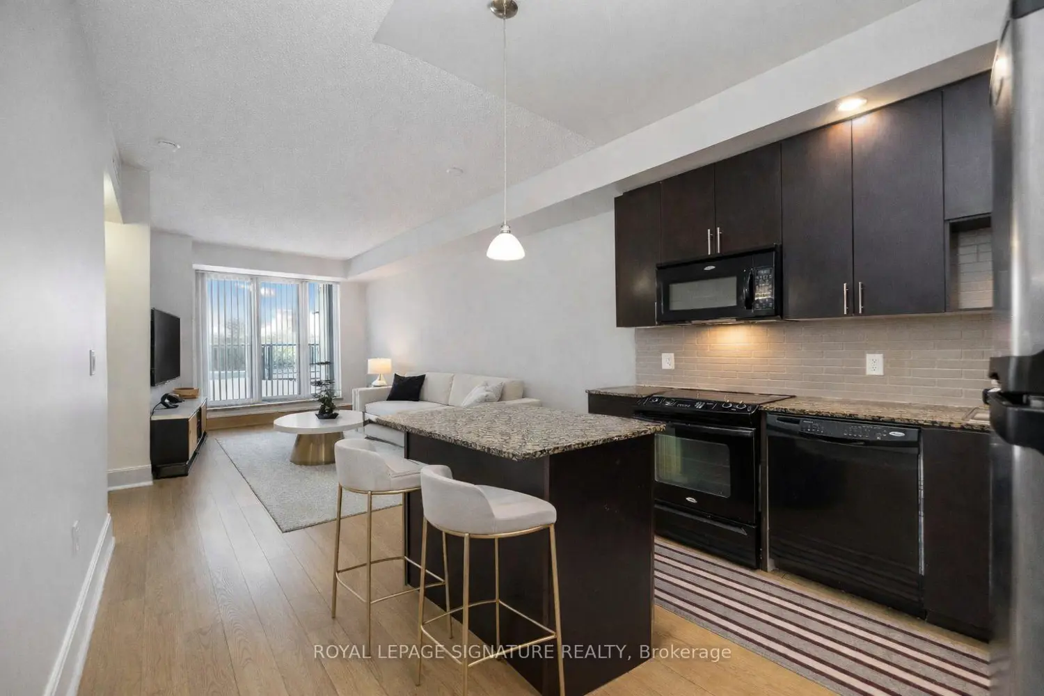 181 Wynford Drive 403 photo 3