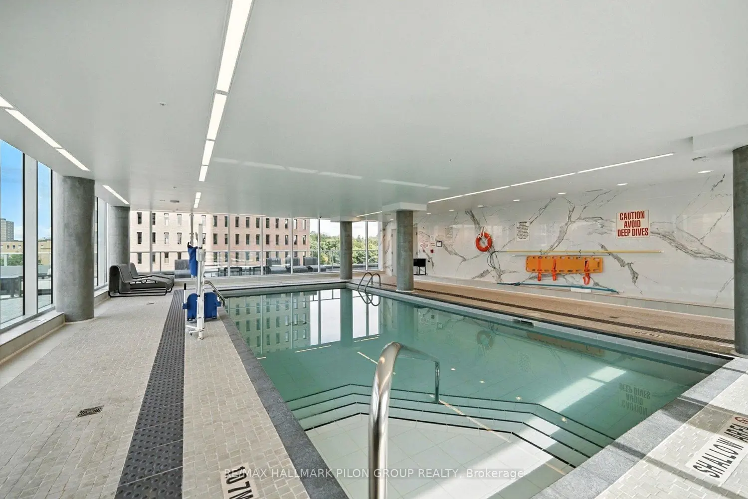 Additional image 12 of 805 Carling Avenue 908