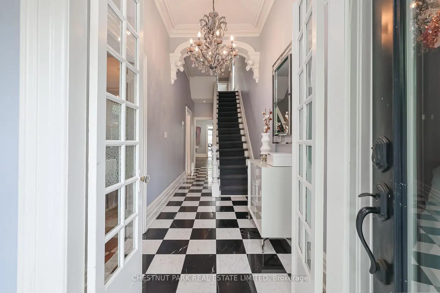 82 Bellevue Avenue photo 2