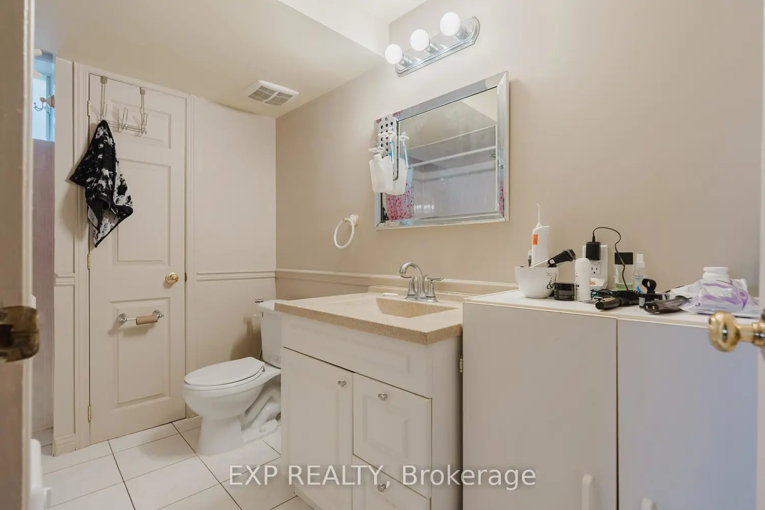 Additional image 9 of 847 Pinewood Crescent