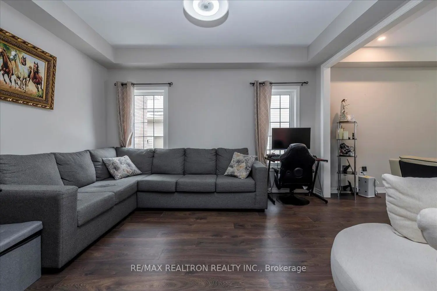 207 Cubitt Street photo 4