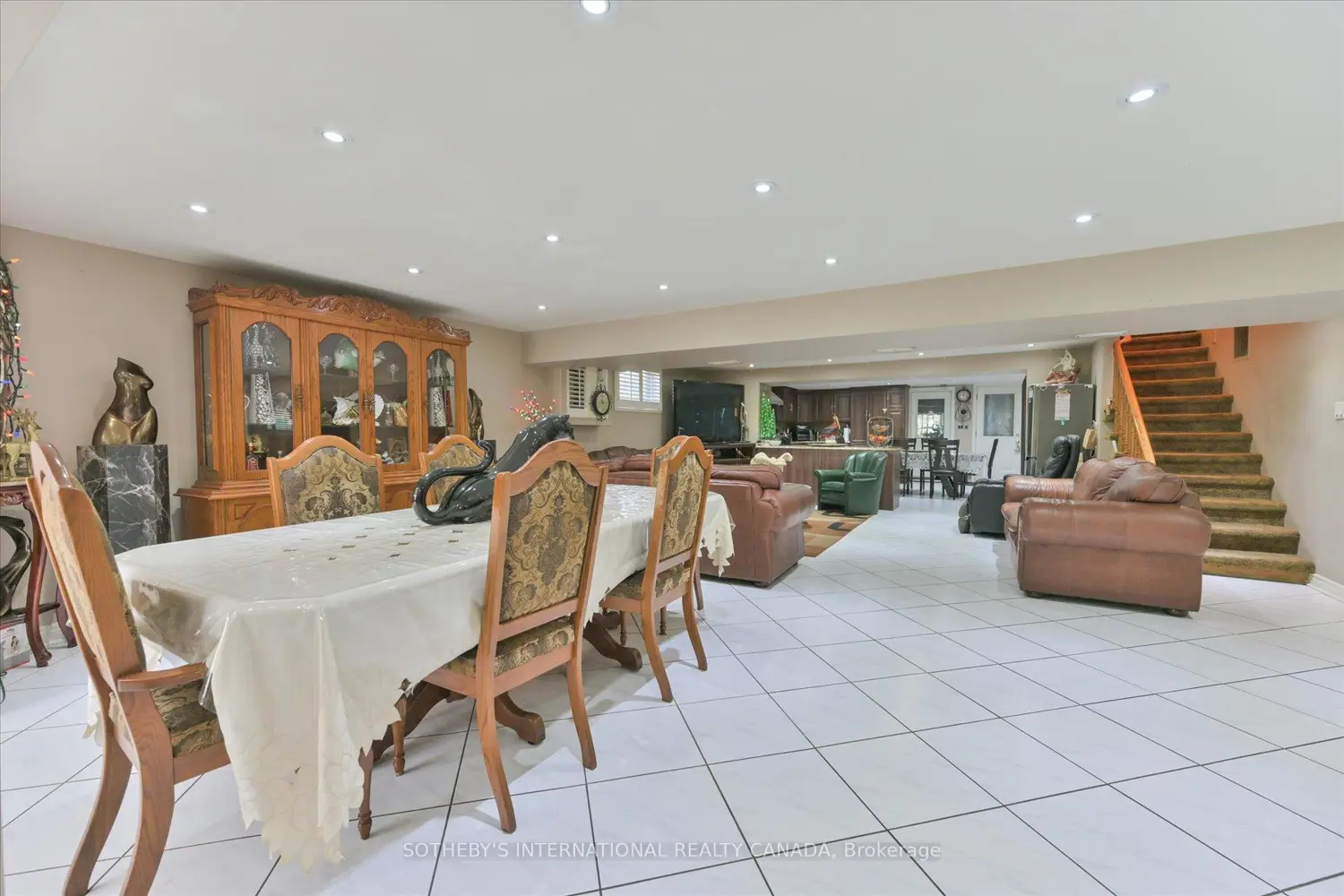 Additional image 5 of 502 Queens Drive