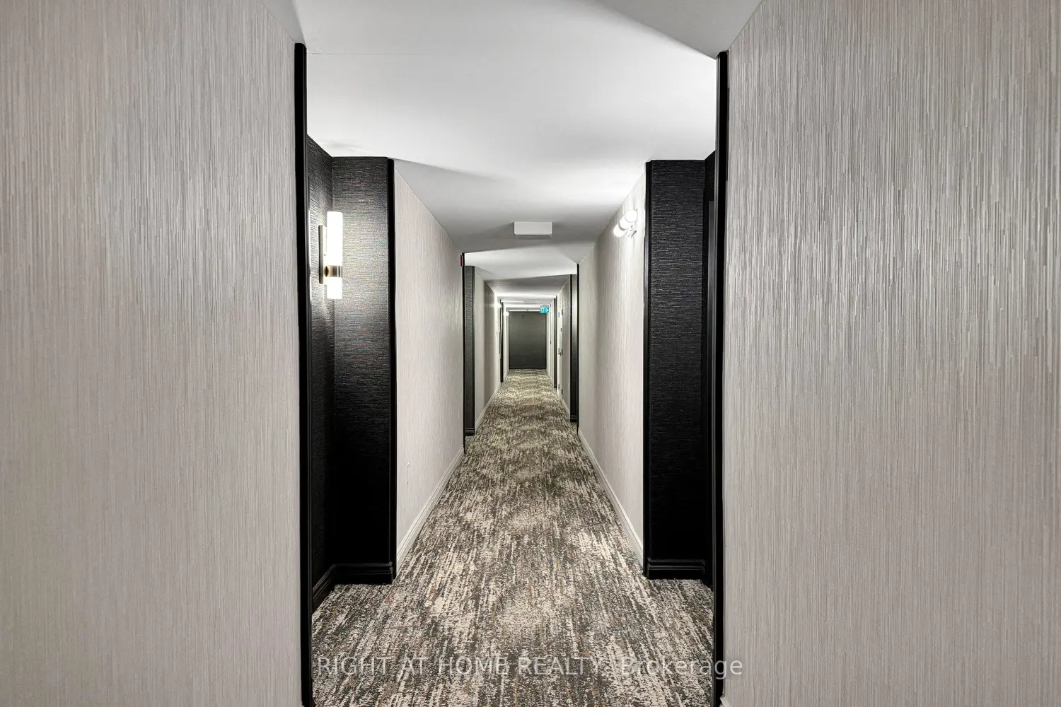 Additional image 2 of 2100 John Street 216