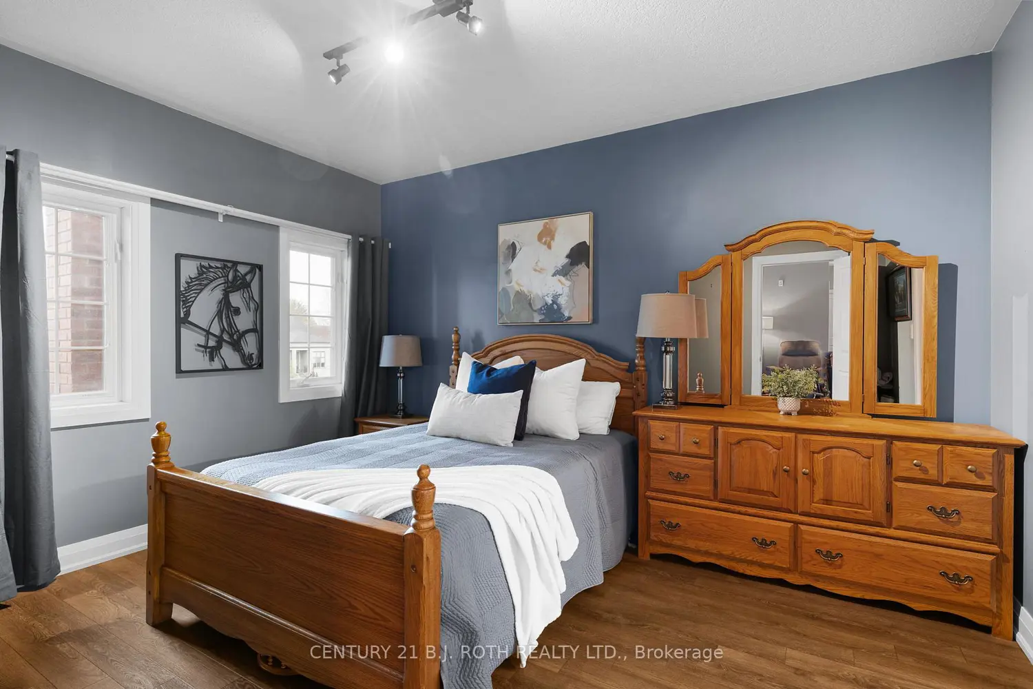 Additional image 11 of 5 Greenwich Street 207