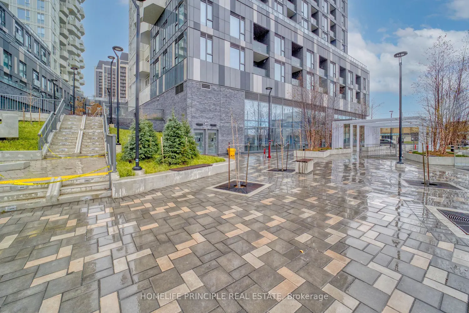 498 Caldari Road 1327 photo 3