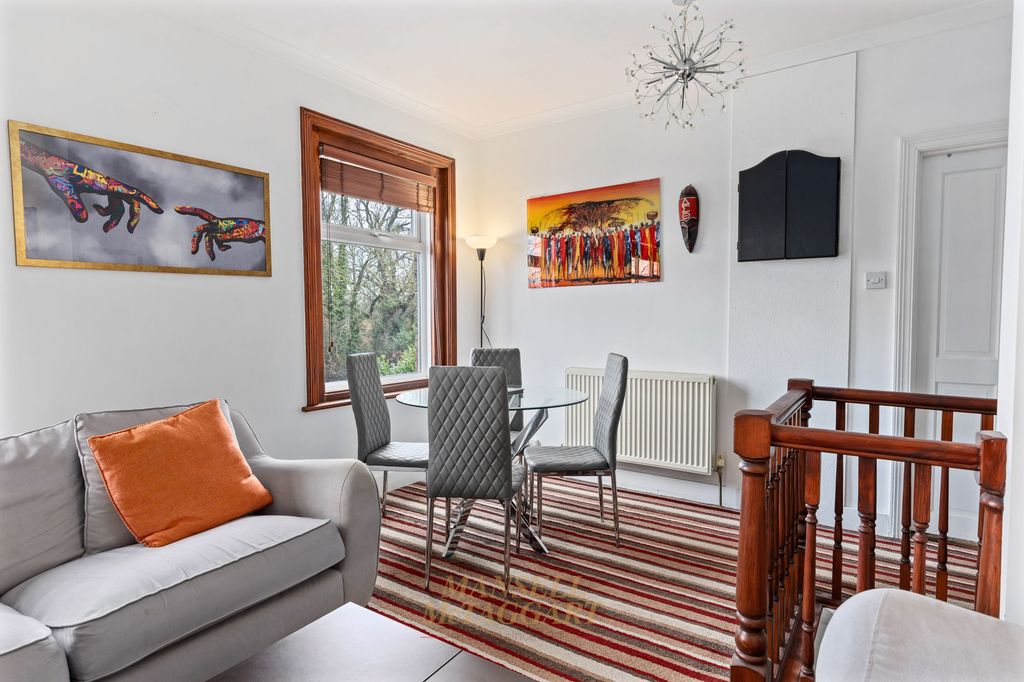 Additional image 8 of 2 bed maisonette for saleBrighton Road, Horley RH6