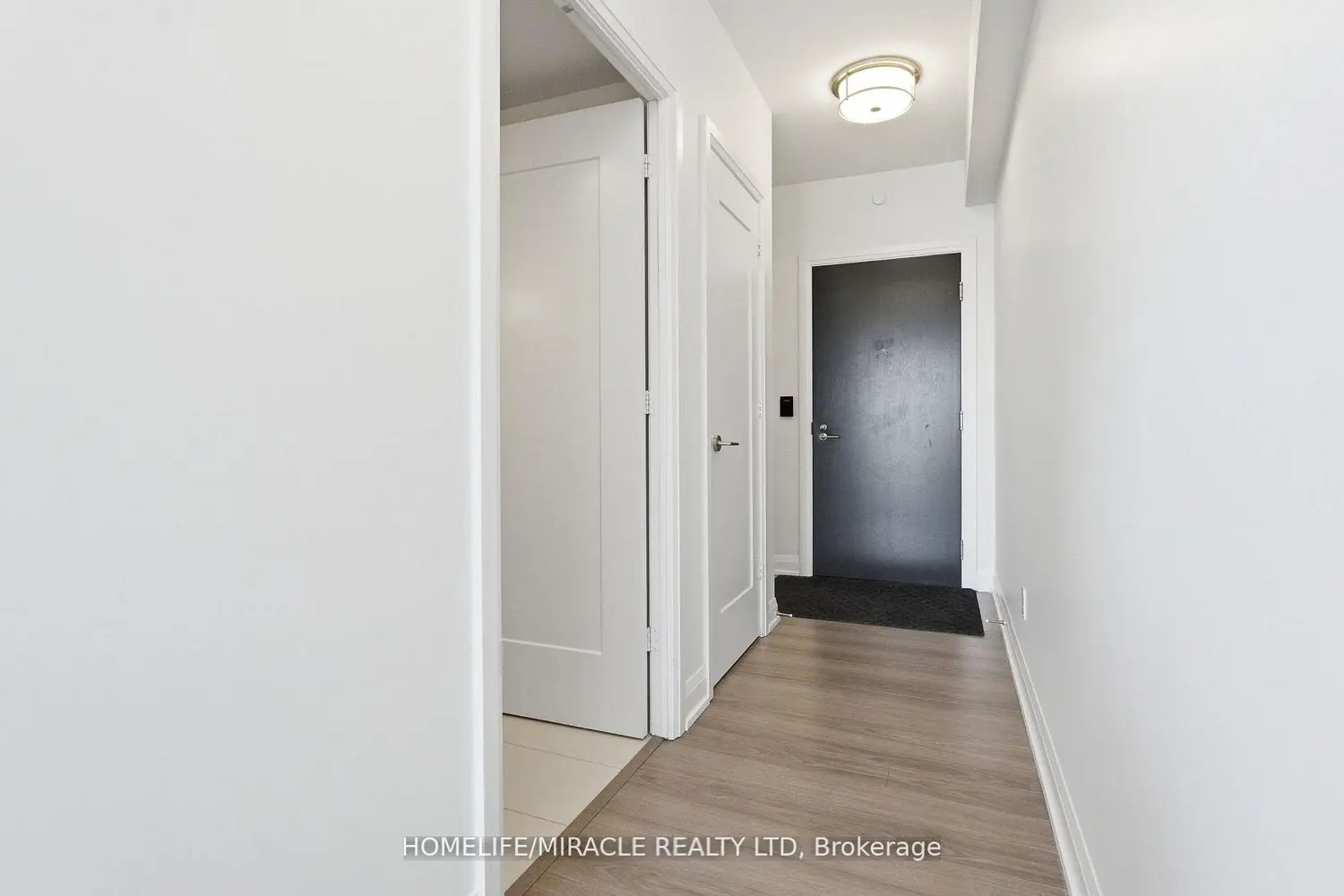 Additional image 3 of 18 Graydon Hall Drive 1705