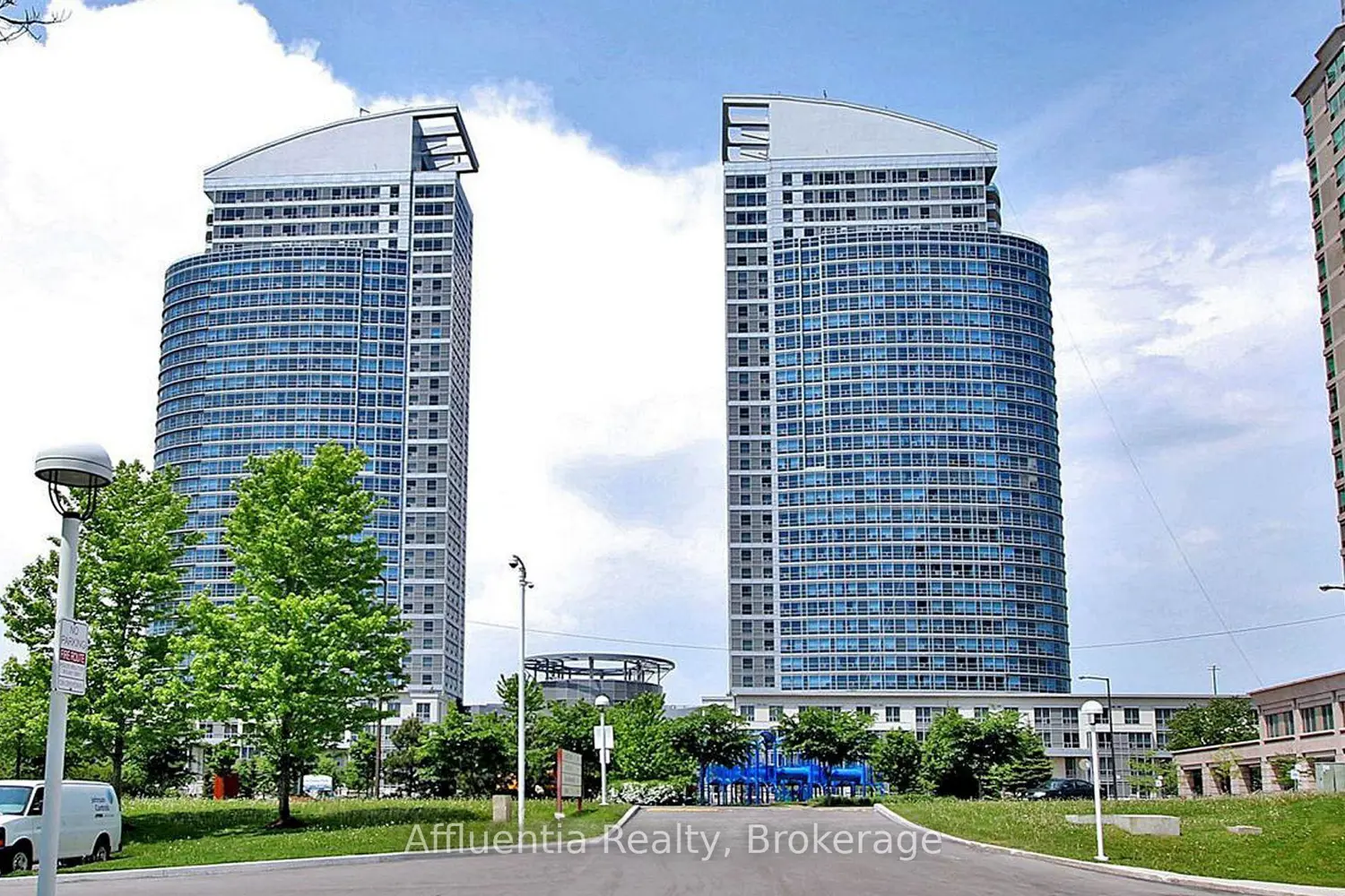 38 Lee Centre Drive 1708
