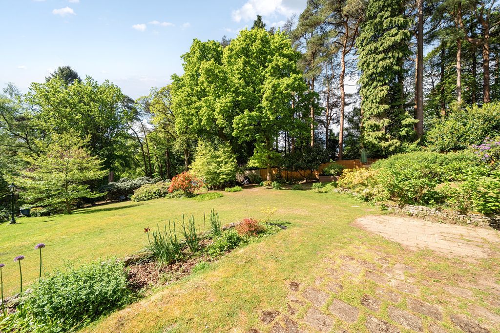 Additional image 2 of 5 bed detached house for saleHindhead Road, Hindhead GU26