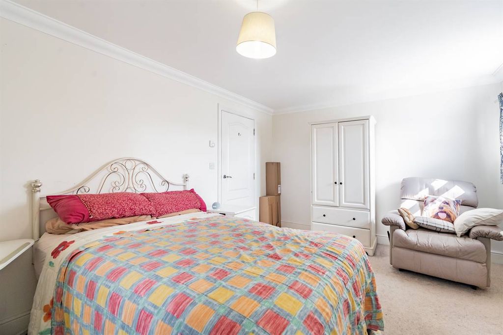 Additional image 11 of 2 bed flat for saleCentral Parade, Herne Bay CT6
