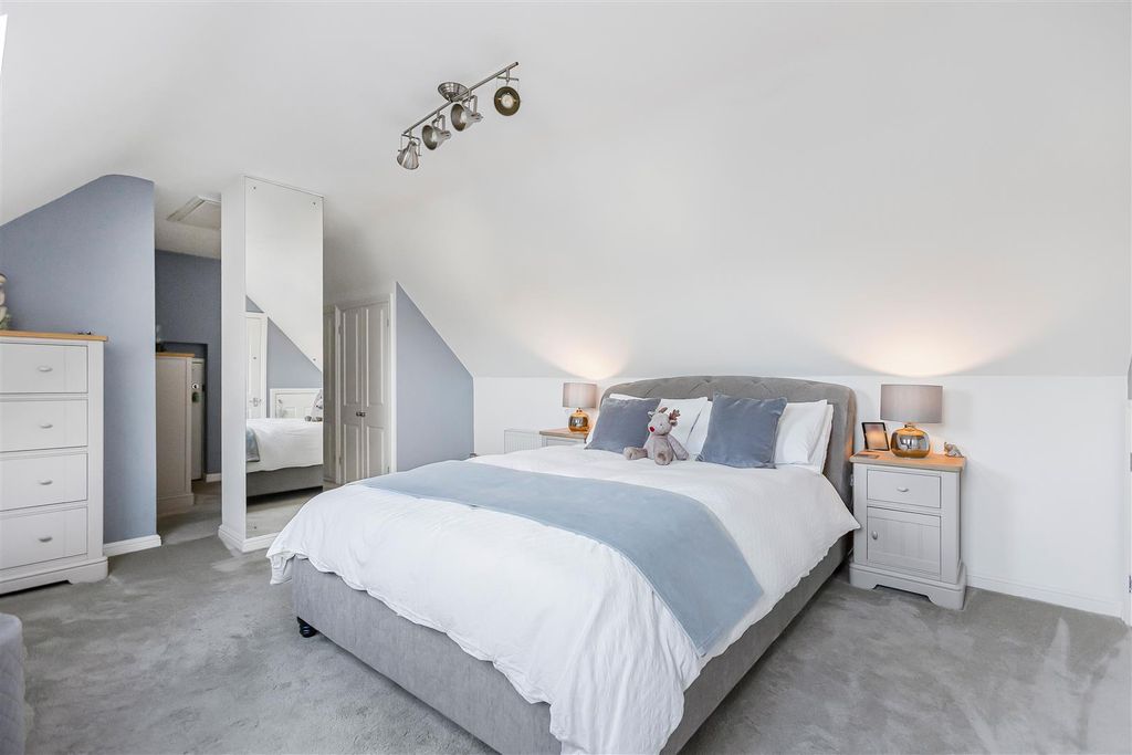 Additional image 18 of 2 bed flat for saleCoopers Court, Hertford, Hertford SG14