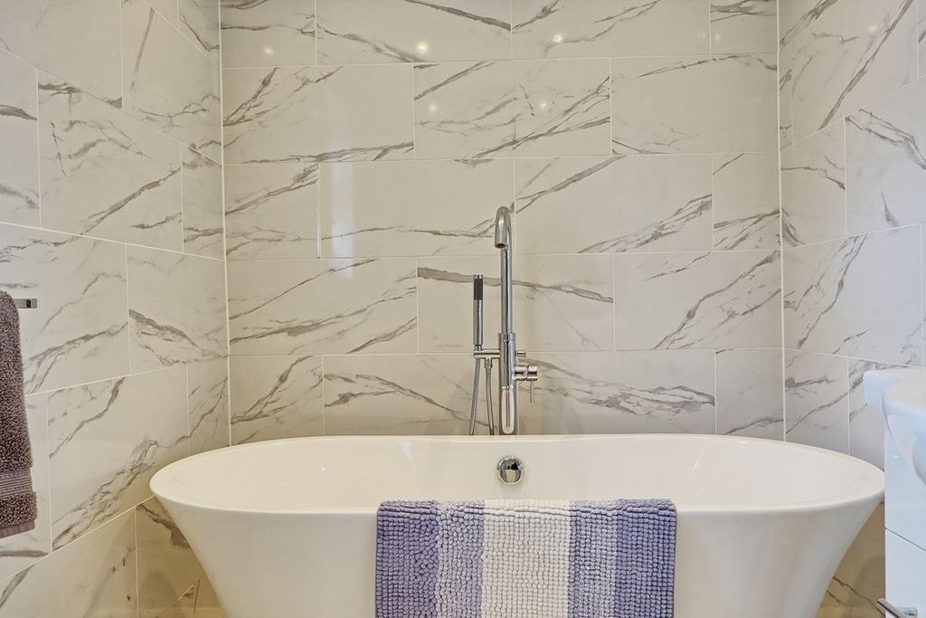Additional image 36 of 6 bed detached house for saleErnest Road, Emerson Park RM11