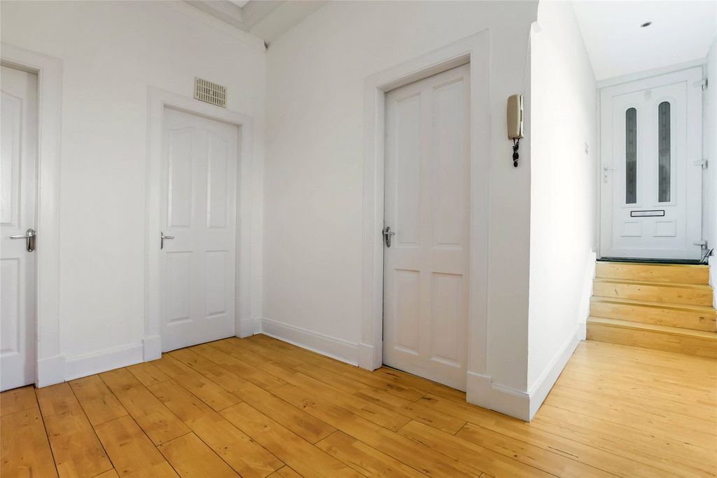 Additional image 2 of 2 bed flat for saleCadzow Street, Hamilton, South Lanarkshire ML3
