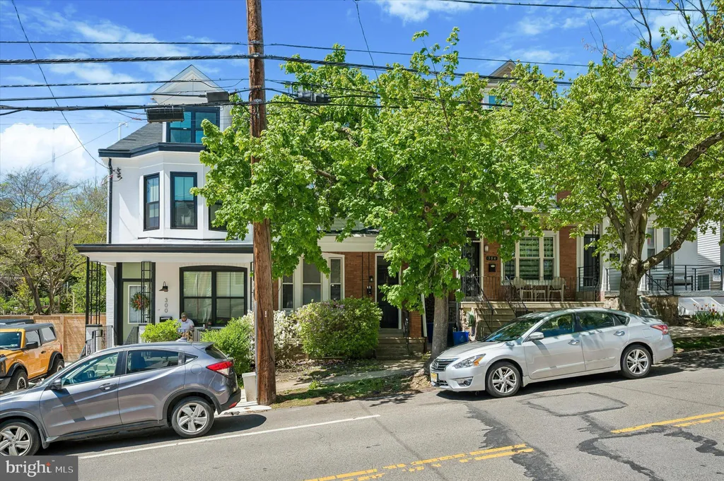 Additional image 2 of 302 Fountain Street, Philadelphia, PA 19128