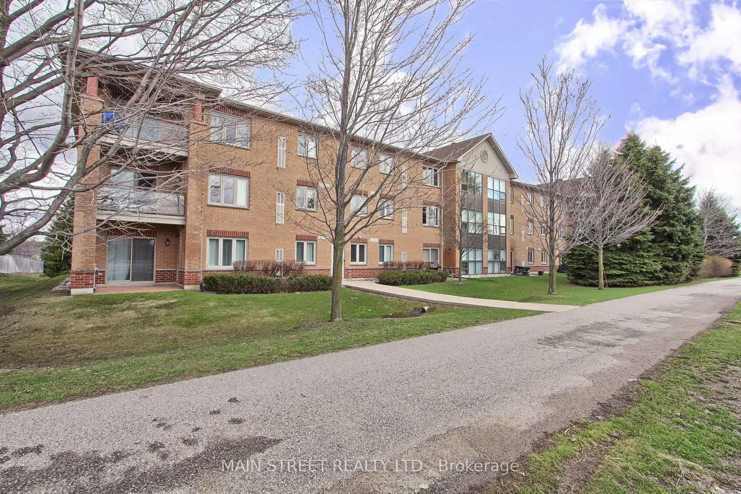 500 Mapleview Drive 305