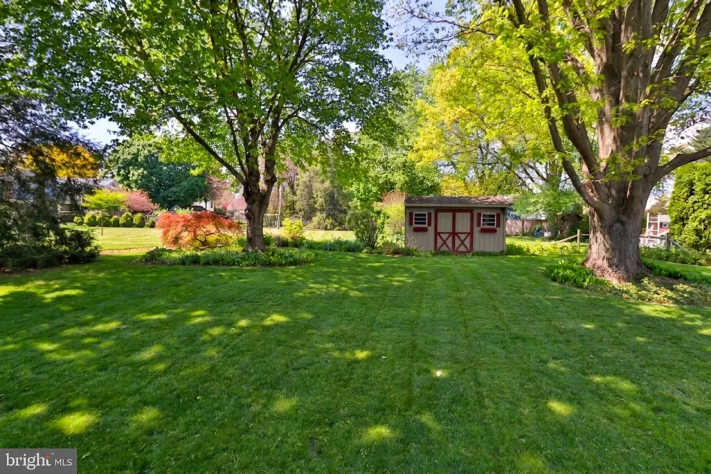 Additional image 2 of 34 S Oak Street, Lititz, PA 17543