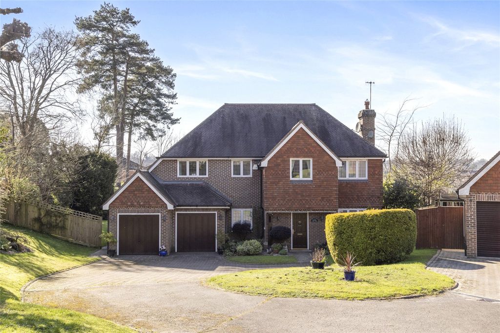 5 bed detached house for saleKnoll Place, Gravelye Lane, Lindfield, Haywards Heath RH16