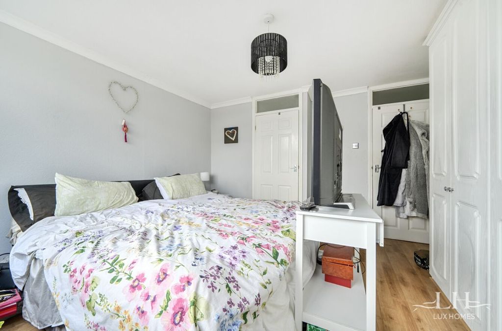 Additional image 11 of 4 bed detached house for saleRomney Chase, Emerson Park RM11
