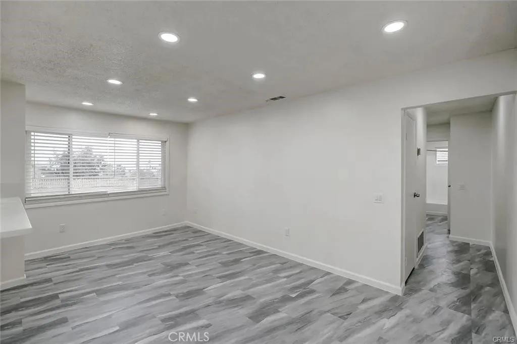 3511 Rainbow Ln, Highland, CA 92346 photo 4